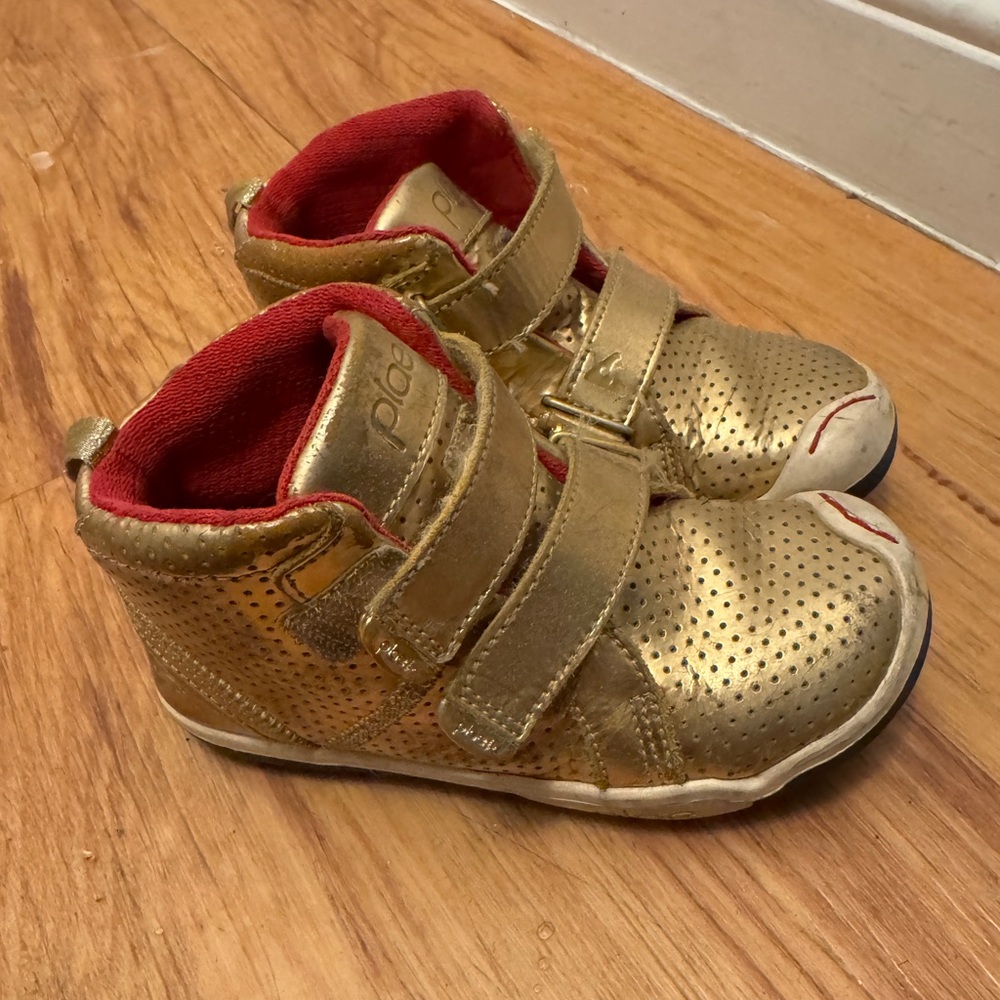 Plae Max Gold high top sneaker shoes toddler size 11